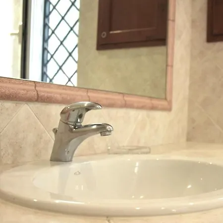 Casa vacanze 10 Minutes From The Vatican Parking Metr
